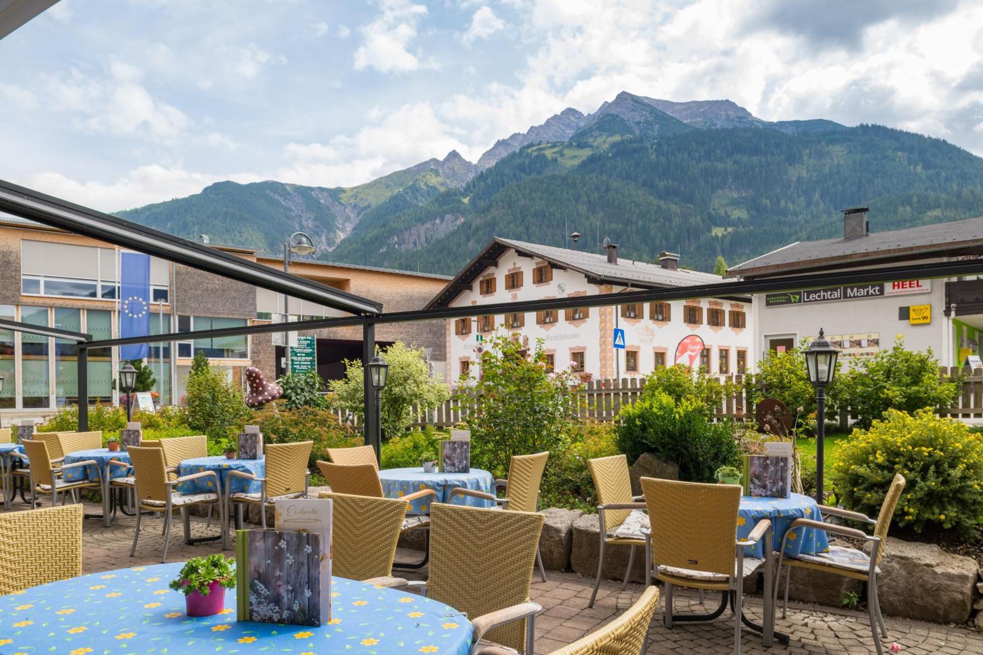Hotel Post Bach  Eksteriør billede